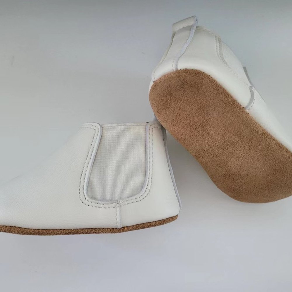 Soft Sheep Leather with Suede Sole Chelsea infant Boot